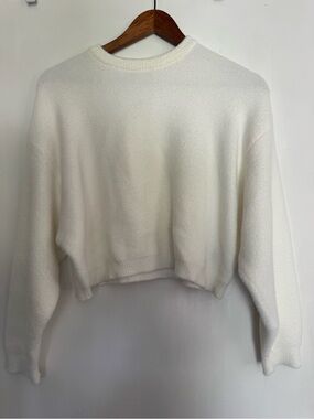 ZARA Women's White Crewneck Crop Sweater
